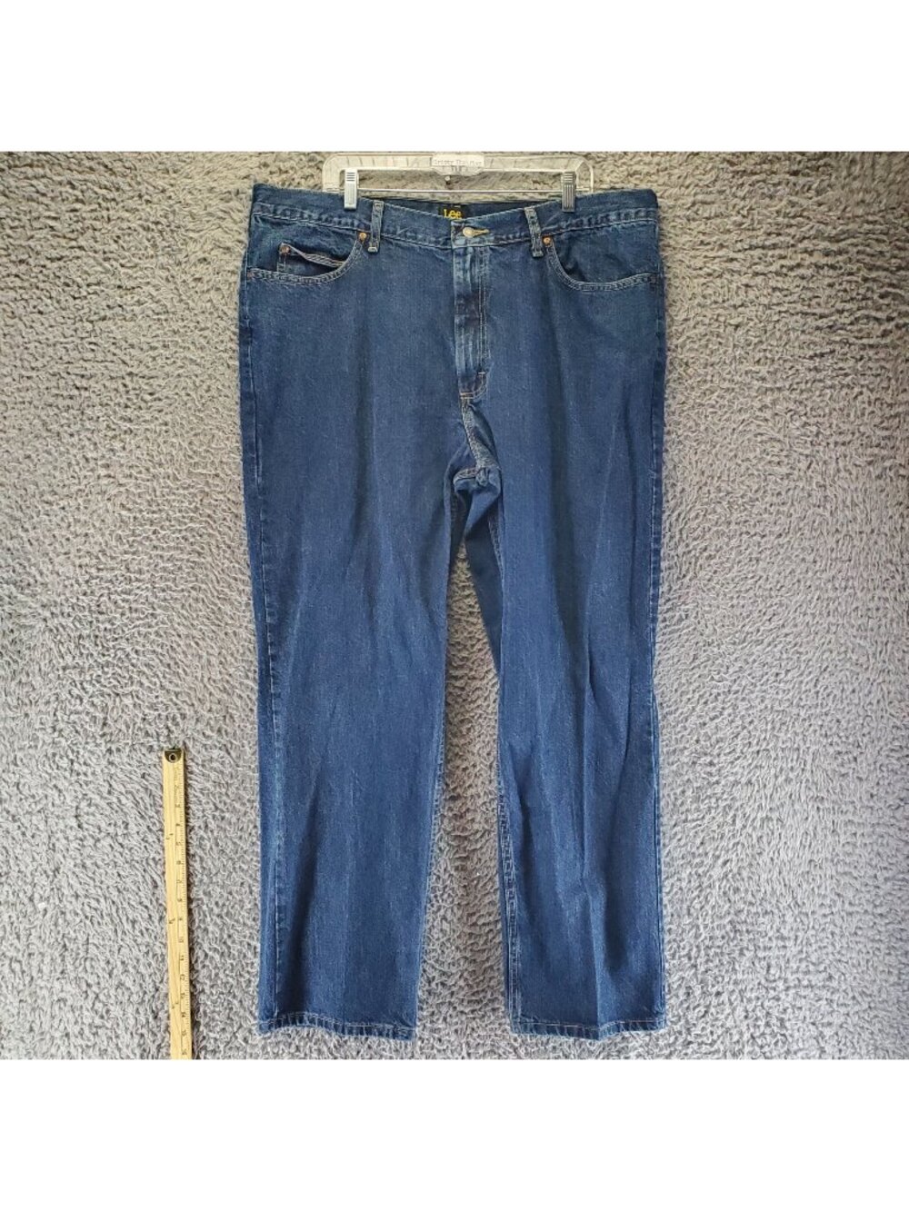 Lee Jeans Mens 42x32 Blue Relaxed Fit Cotton Denim Classic Style *Read*